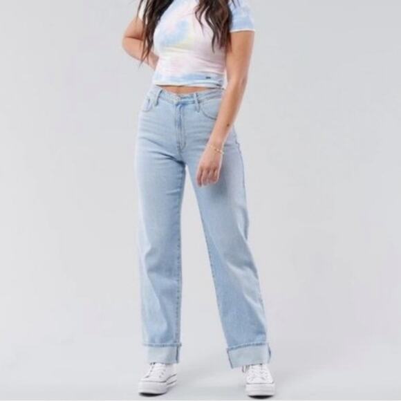 Hollister Denim - Hollister Women's Ultra High Rise Dad Jeans Size Waist 31 Relaxed Fall Fashion
